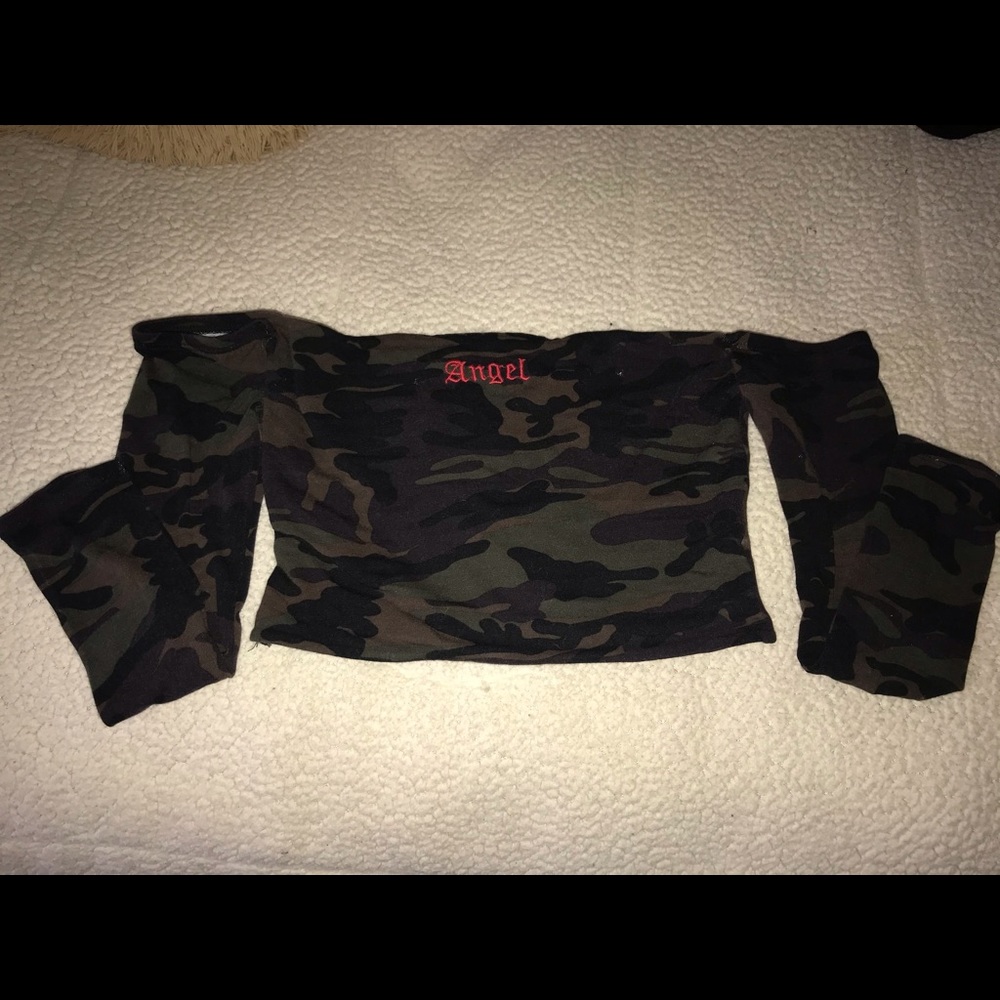 Forever 21 Camouflaged long sleeve